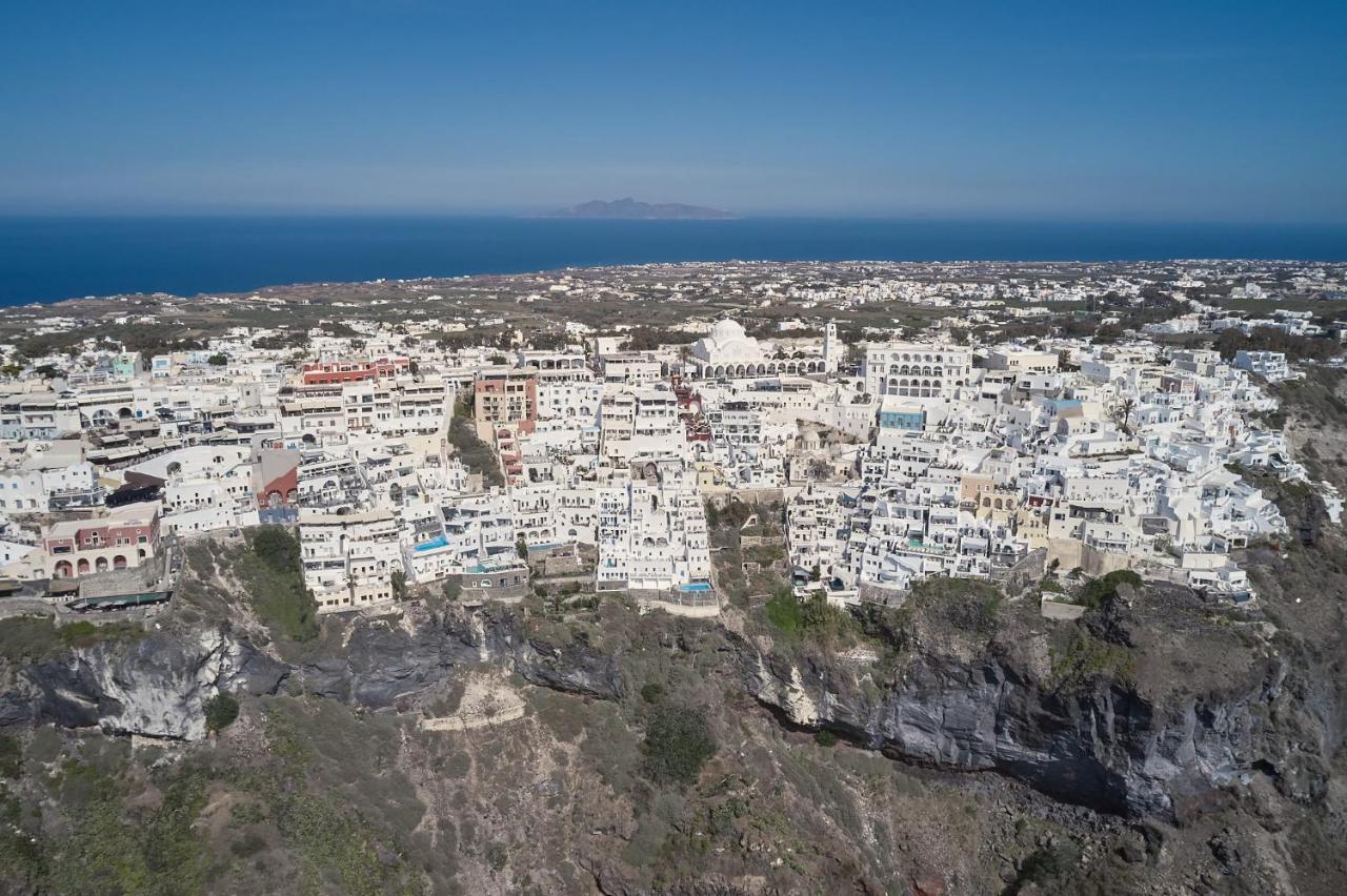 Amphitheater Cave Houses サントリーニ エクステリア 写真