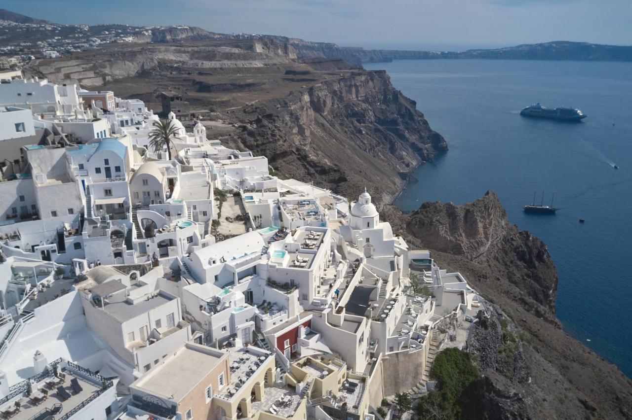 Amphitheater Cave Houses サントリーニ エクステリア 写真